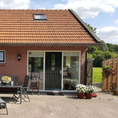 Vakantiehuis "Aan De Zandweg" Roderesch Exterior photo