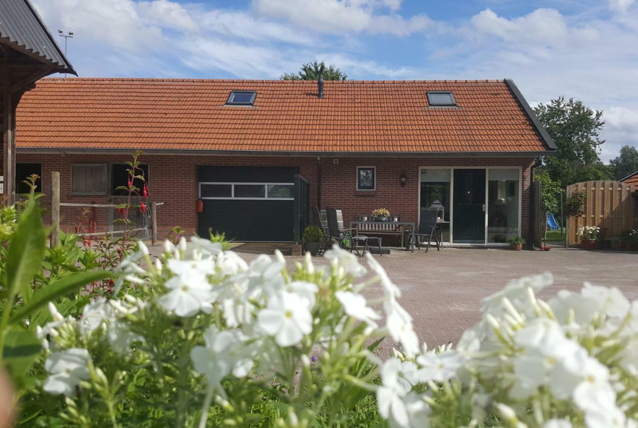 Vakantiehuis "Aan De Zandweg" Roderesch Exterior photo